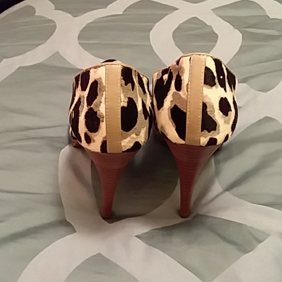 Nine West pumps - Picture 3 of 4